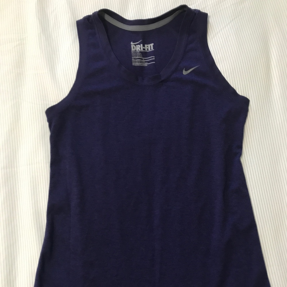 Nike Dri-fit purple tank top M - Picture 2 of 3